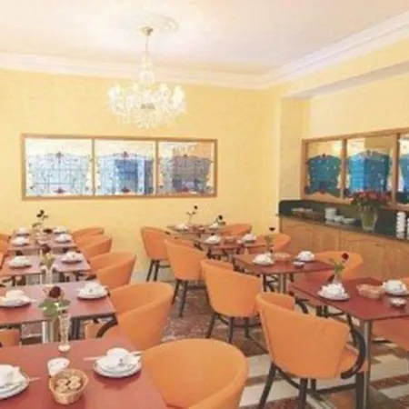 Little Palace Szálloda