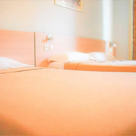 Little Palace 2*