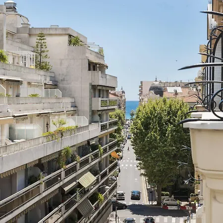 Little Palace 니스