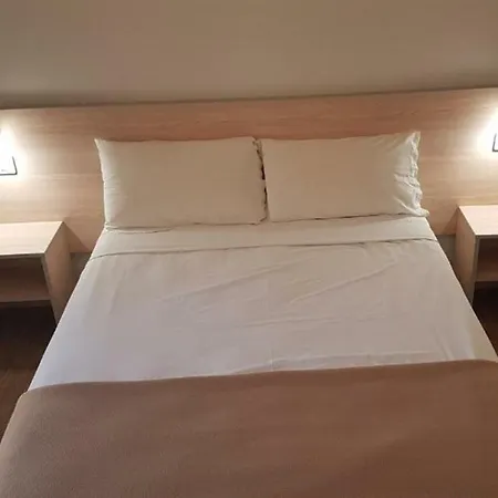 Little Palace 니스