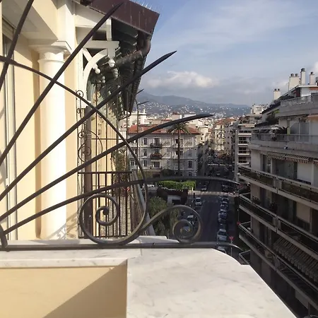 Little Palace Otel 2*