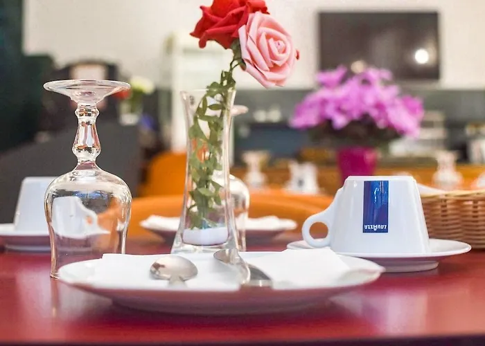 Hotel Little Palace 2*