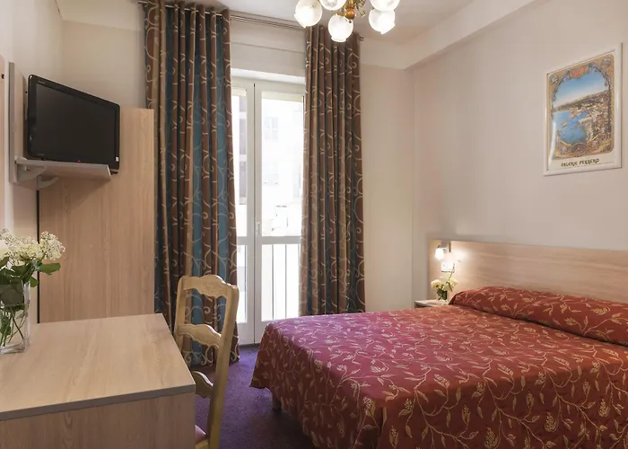 Little Palace Hotel 2*