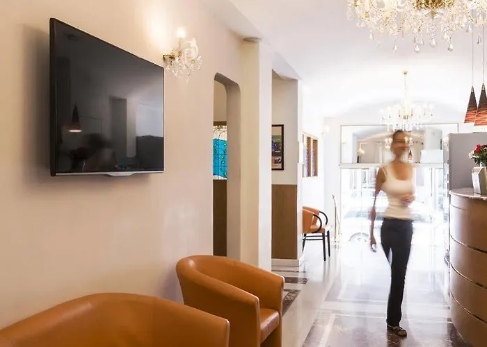 Hotel Little Palace 2*