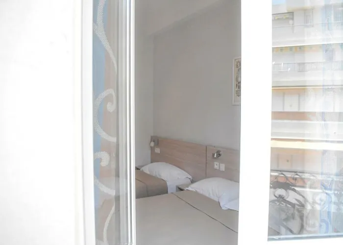 Little Palace فندق نيس