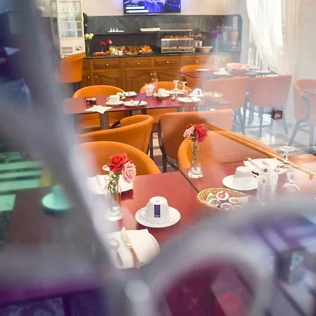 Little Palace Hotell